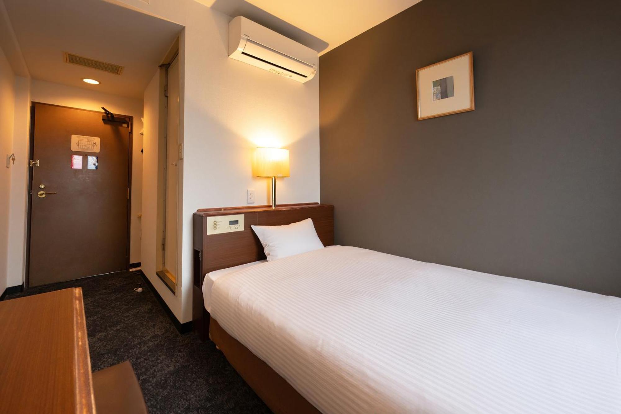 Omura Central Hotel Bagian luar foto